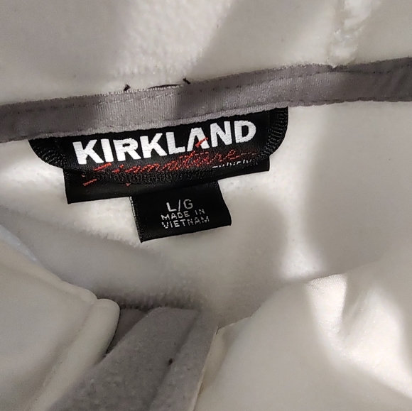 Soft shell hooded jacket. Size large - Picture 8 of 11